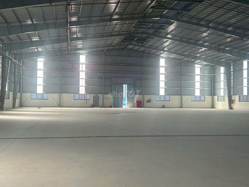Cho thuê xưởng KCN Tân Đô 11.500m², khuôn viên 18.000m², điện 2.000KVA