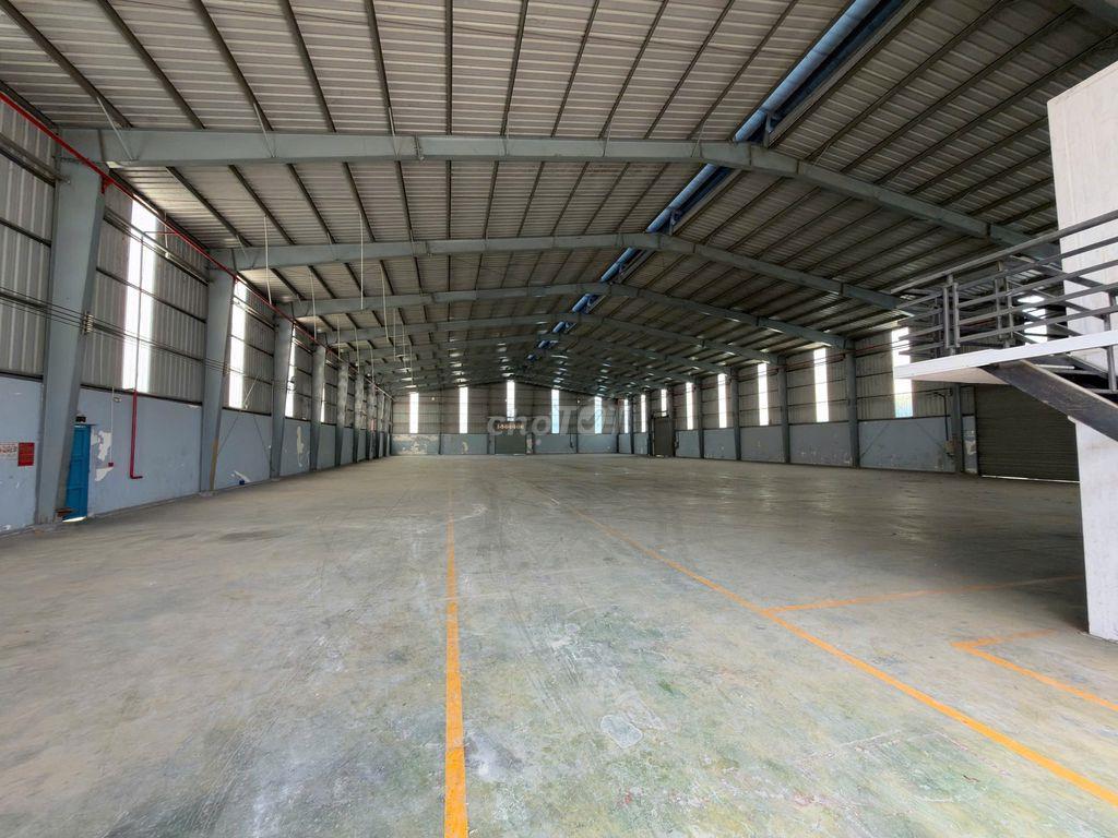 CHO THUÊ NHÀ XƯỞNG ĐỨC HÒA – KHUÔN VIÊN 5.000M², XƯỞNG 2.200M²