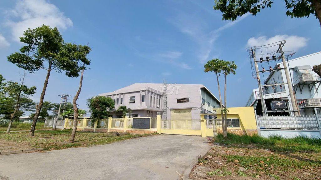 Cho thuê nhà xưởng KCN Lê Minh Xuân 5.000m², xưởng 3.000m², 560kVA
