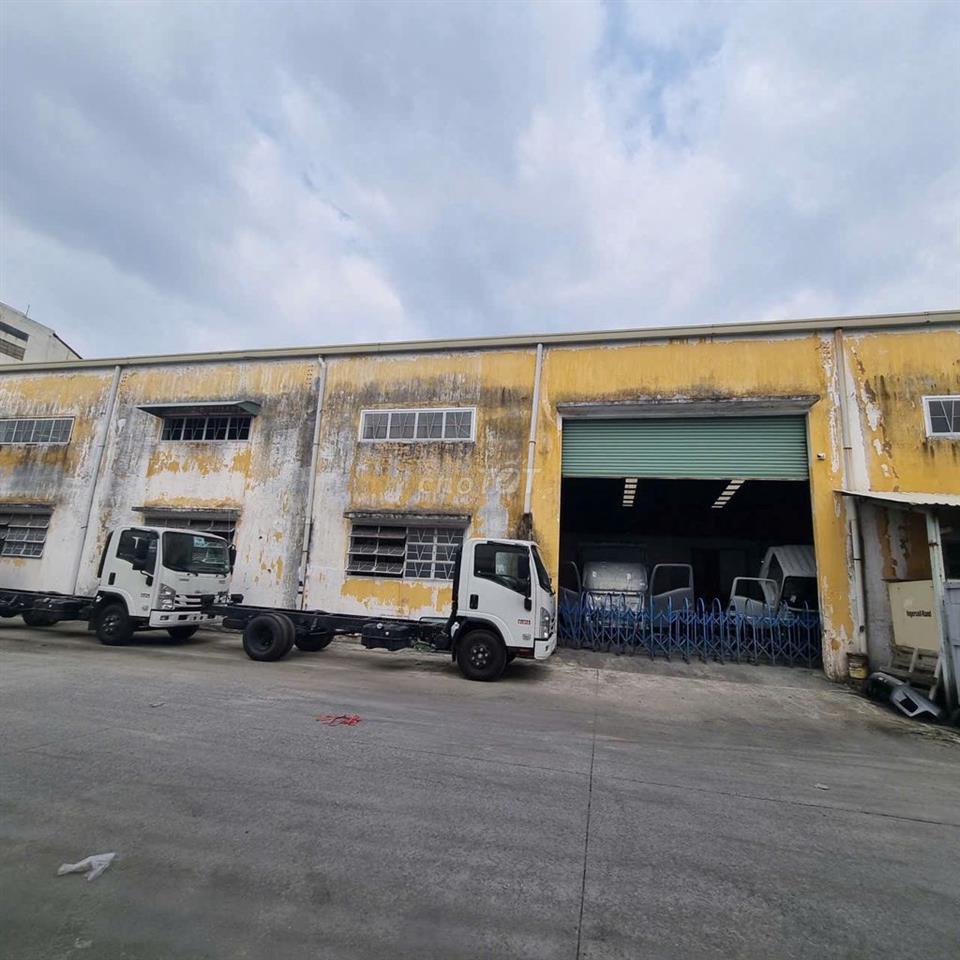 Cho thuê kho xưởng 4.200m² Mỹ Yên, Bến Lức – 300 triệu/tháng