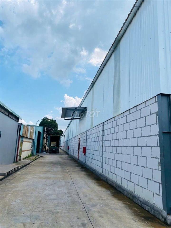 Cho thuê nhà xưởng 5.000m² kế bên KCN Tân Tạo, Bình Tân – 750kVA.