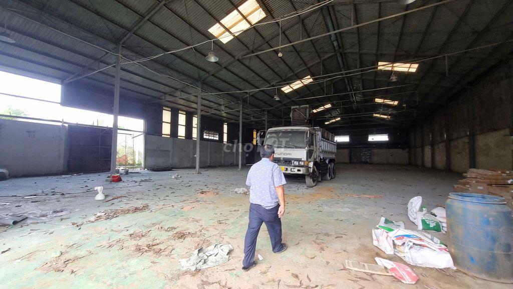 Cho Thuê Kho Xưởng 2.700m² Trần Đại Nghĩa, Bình Tân, 560kVA, 240 tr/th