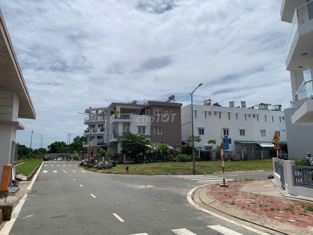 Bán nhà Biệt thự mặt phố Lô Góc KDC Khang An vị trí đẹp nhất khu.