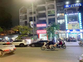 Cho thuê nhà mặt phố 7 Quang Trung, Hà Đông kinh doanh sầm uất
