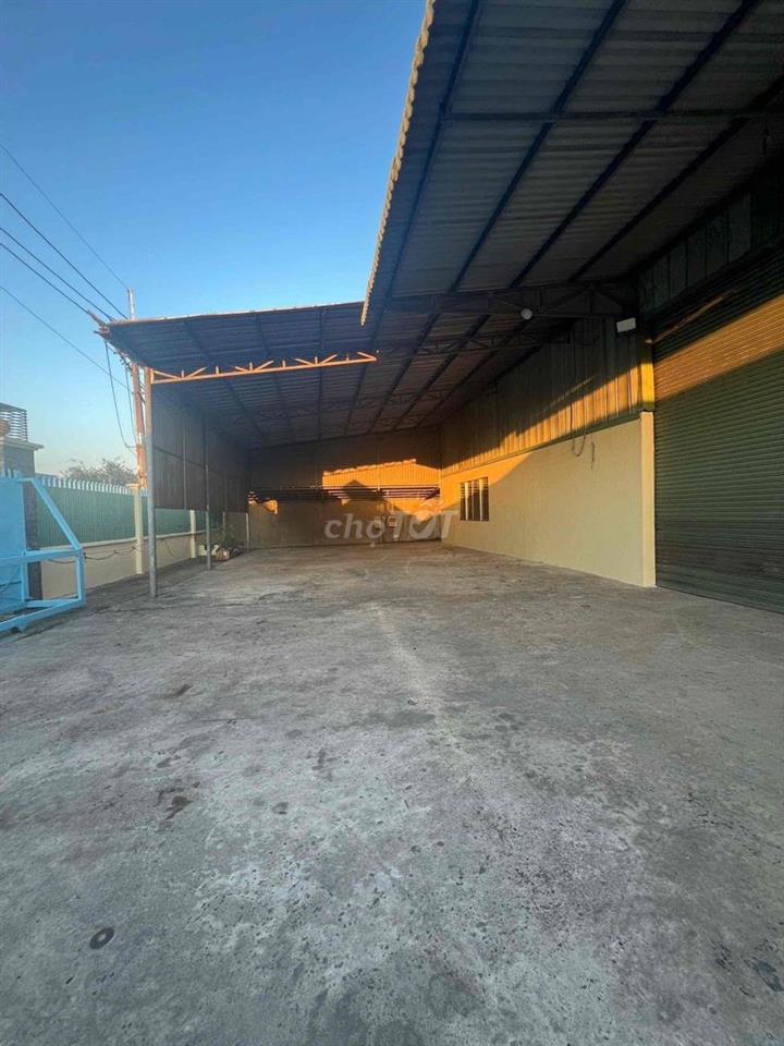 Cho thuê kho xưởng 3200m Có PCCC Trạm Điện chỉ 80 triệu