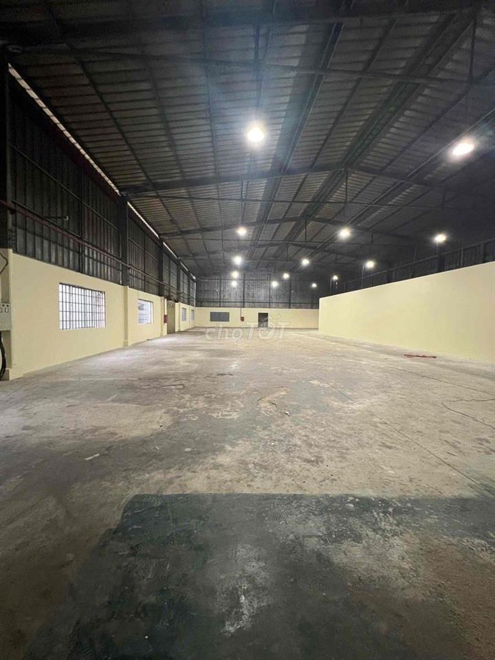 Cho thuê kho xưởng 3200m Có PCCC Trạm Điện chỉ 80 triệu