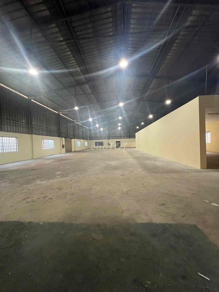 Cho thuê kho xưởng 3200m Có PCCC Trạm Điện chỉ 80 triệu