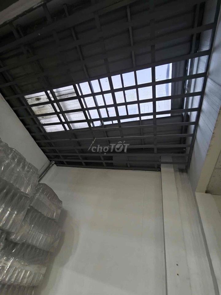 Cho thuê Mặt Bằng, Kho Xưởng 250m Xuân Thới Thượng