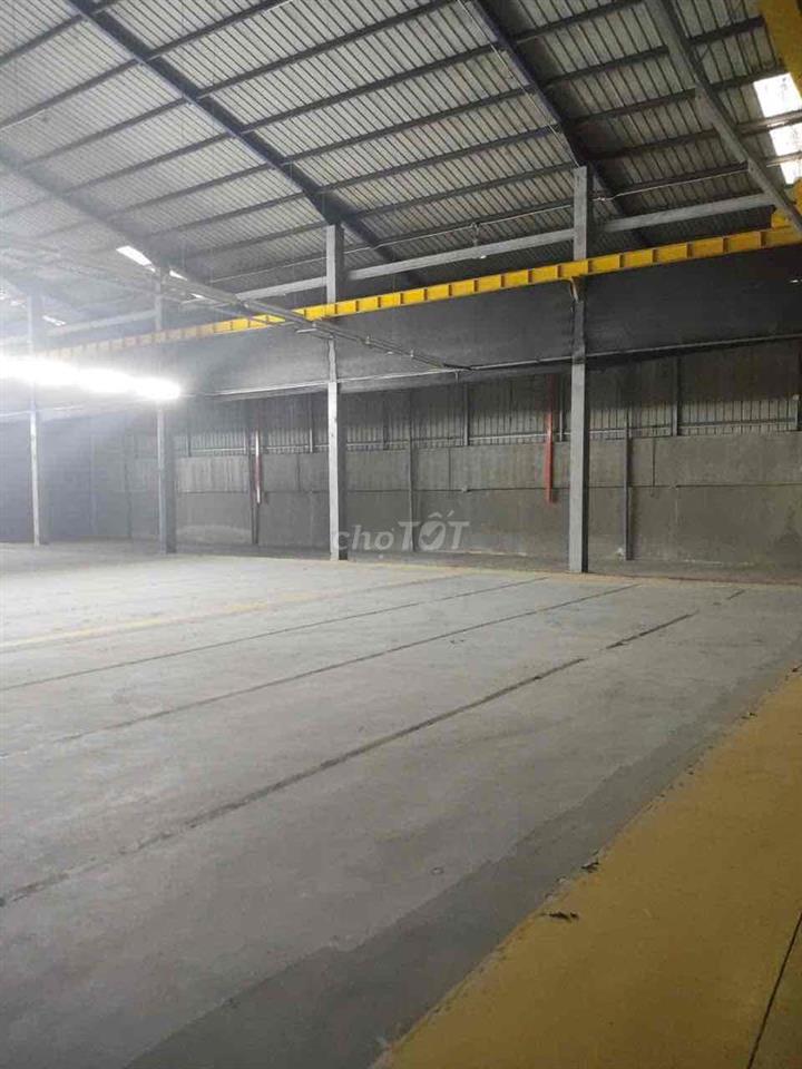 KHO XƯỞNG CẨU TRỤC- BAO VAT  ( 1.100m2 ) PCCC VÁCH