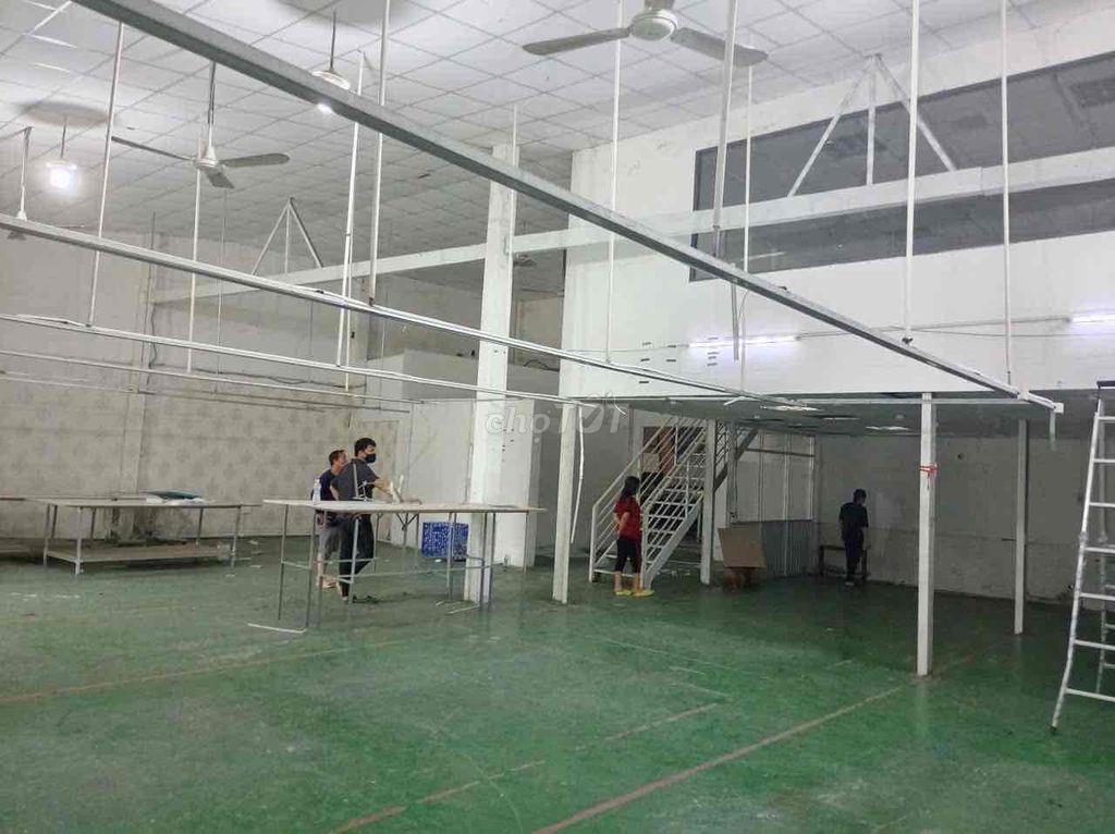 KHO XƯỞNG EPOXY ( 15 x 25m ) MÃ LÒ