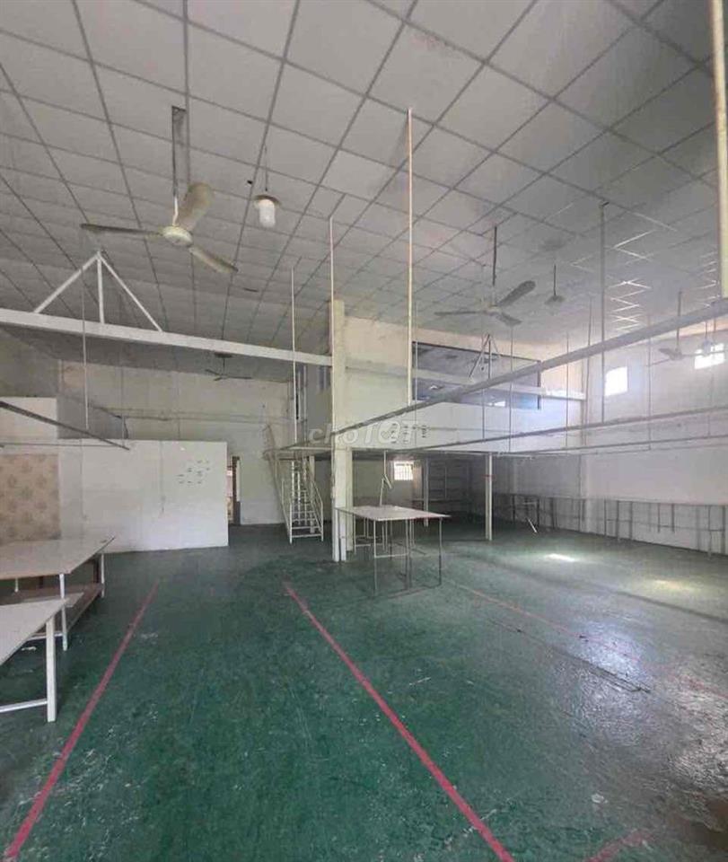 KHO XƯỞNG EPOXY ( 15 x 25m ) MÃ LÒ