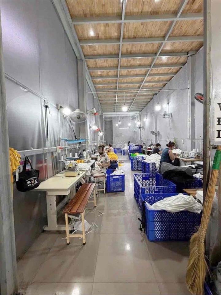 KHO XƯỞNG + GẠCH MEN ( 320m2 ) LÊ VĂN QUỚI