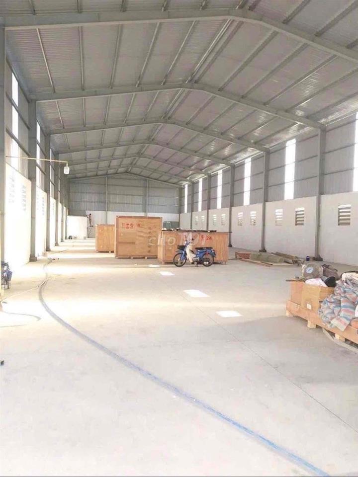 KHO XƯỞNG GIÁ TỐT ( 8 x 50m2 ) NGUYỄN HỮU TRÍ