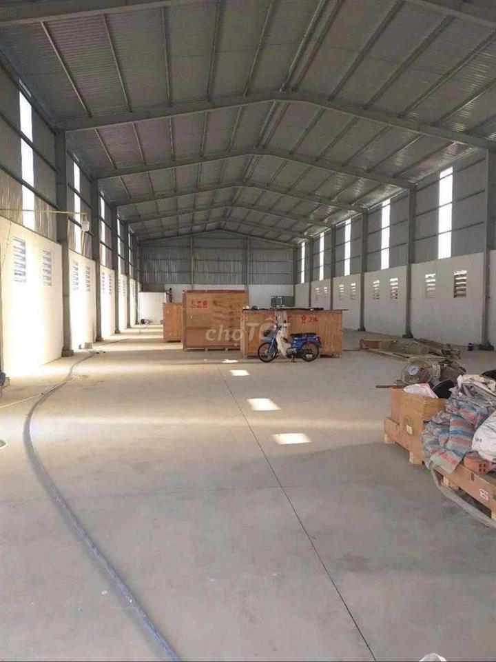 KHO XƯỞNG GIÁ TỐT ( 8 x 50m2 ) NGUYỄN HỮU TRÍ