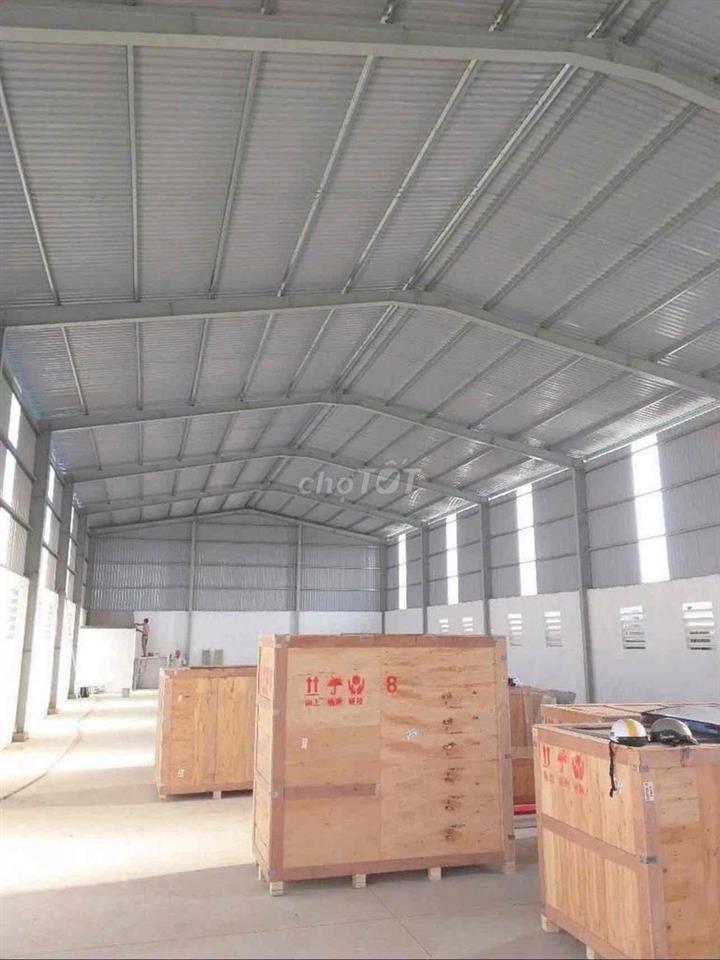 KHO XƯỞNG GIÁ TỐT ( 8 x 50m2 ) NGUYỄN HỮU TRÍ