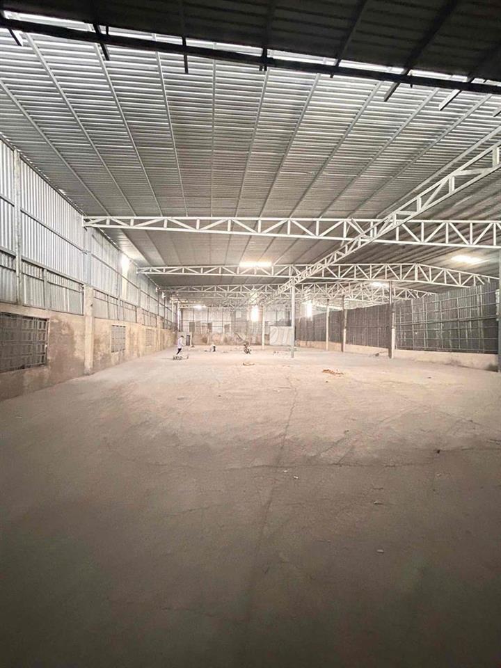 Cho thuê kho xưởng 1400m2  QL1A – BÌNH TÂN xe công 24/24