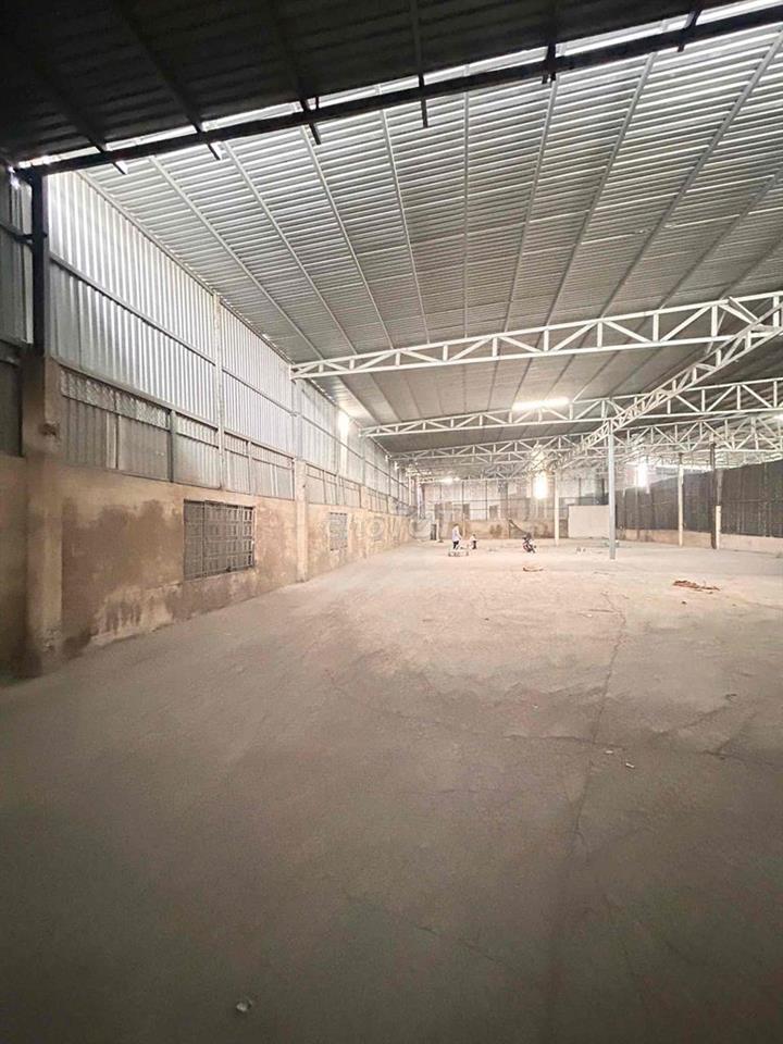Cho thuê kho xưởng 1400m2  QL1A – BÌNH TÂN xe công 24/24