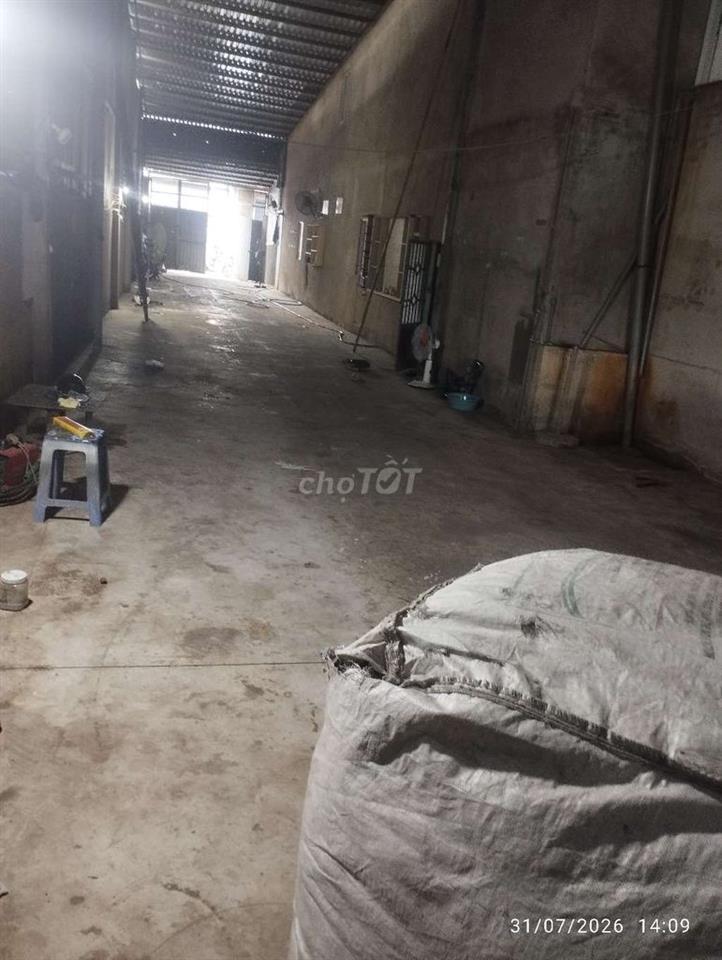 cho thuê xưởng diện tích 260m² đường xe tải 10T