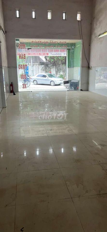 cho thuê nhà 100m² mặt tiền đường lớn kinh doanh mua bán 