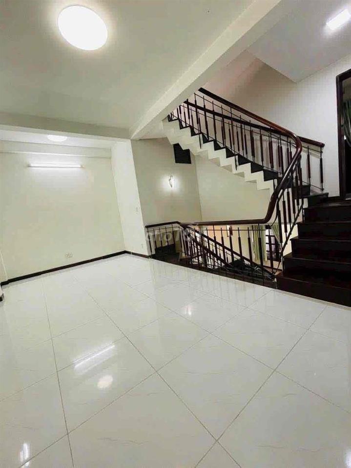 cho Thuê Nhà biệt thự Bà Điểm Hóc Môn