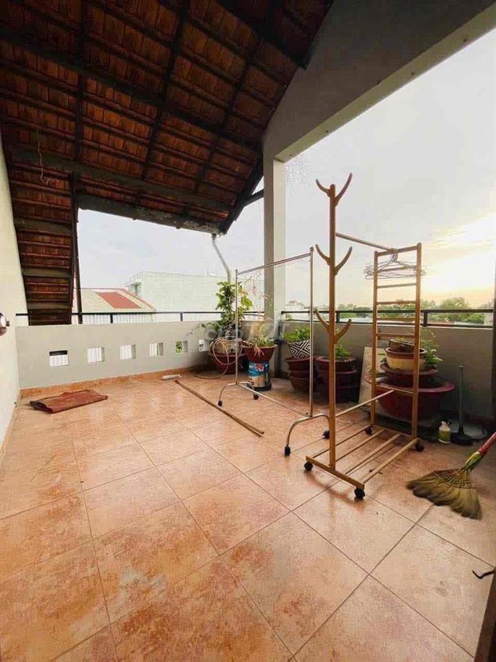 cho Thuê Nhà biệt thự Bà Điểm Hóc Môn