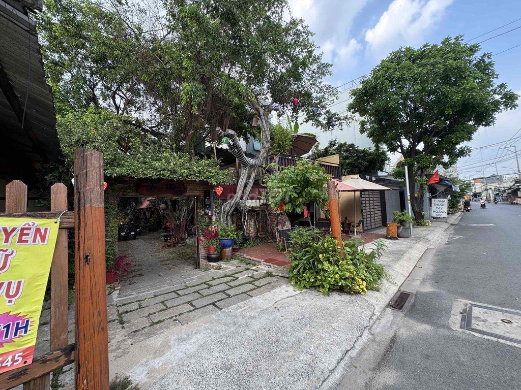 Sang Quán Cà Phê Bà Điểm Hóc Môn