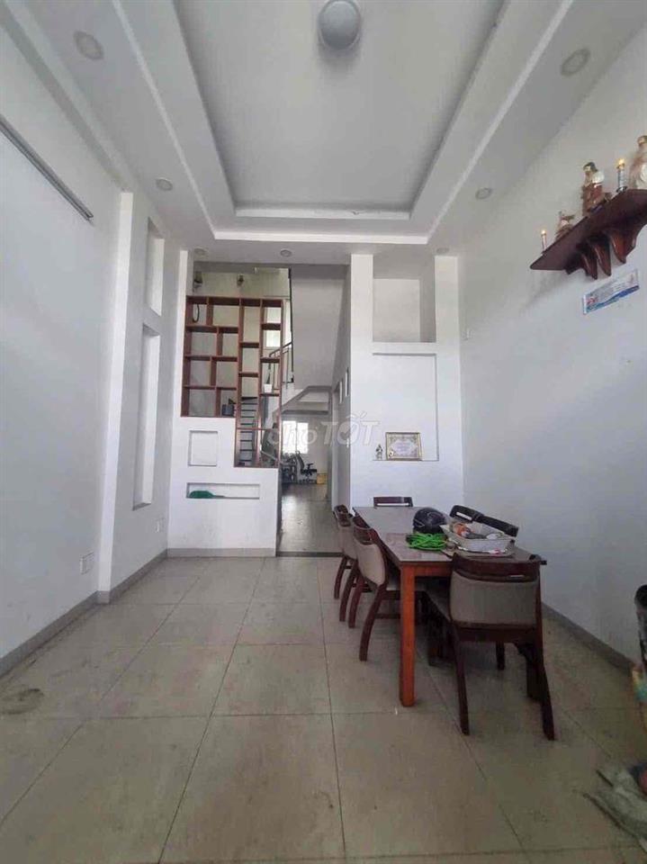 Cho Thuê Nhà  Gần Chợ Đầu Mối Hóc Môn
