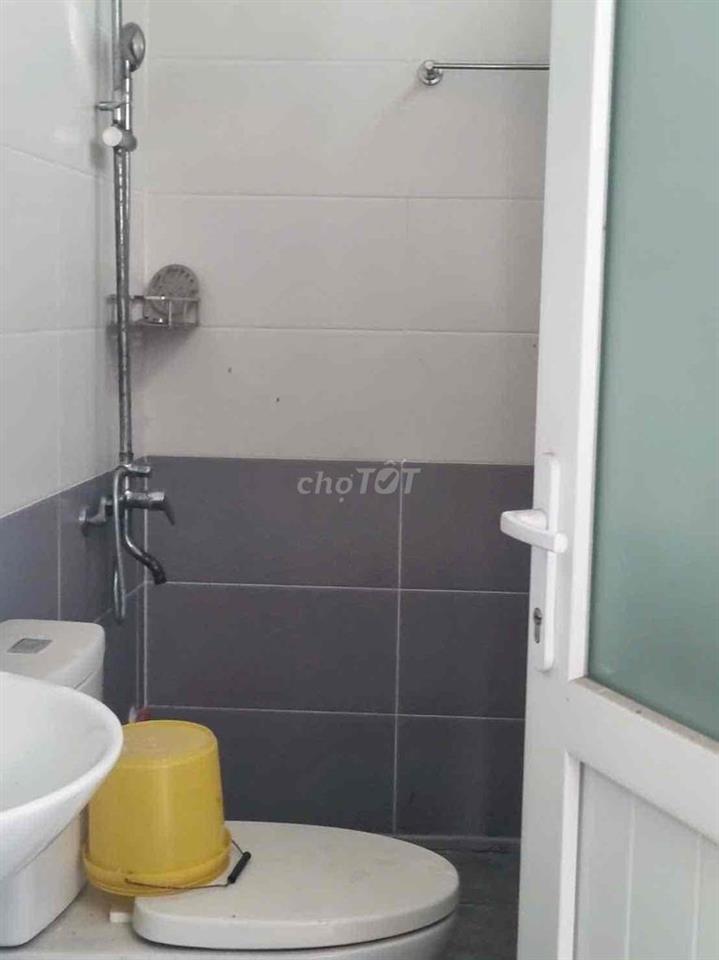 Cho Thuê Nhà  Gần Chợ Đầu Mối Hóc Môn
