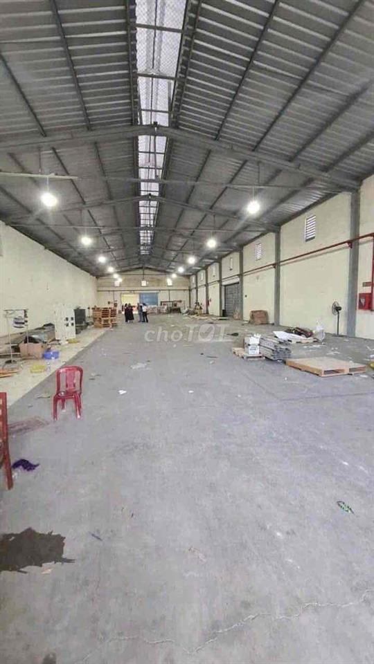 Cho Thuê Kho Xưởng Mặt Tiền Đông Hưng Thuận Q12