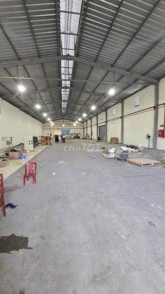 Cho Thuê Kho Xưởng Mặt Tiền Đông Hưng Thuận Q12