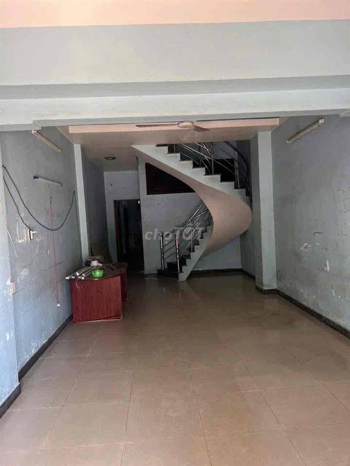 Cho Thuê Kho Bà Điểm Hóc Môn