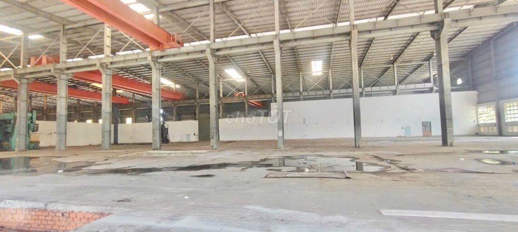 Cho thuê kho xưởng đường đào trí . phường phú thuận Quận 7