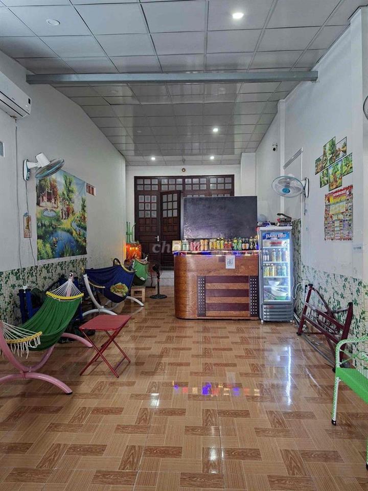 cho thuê mặt bằng mặt tiền Hoàng Quốc Việt giá rẻ