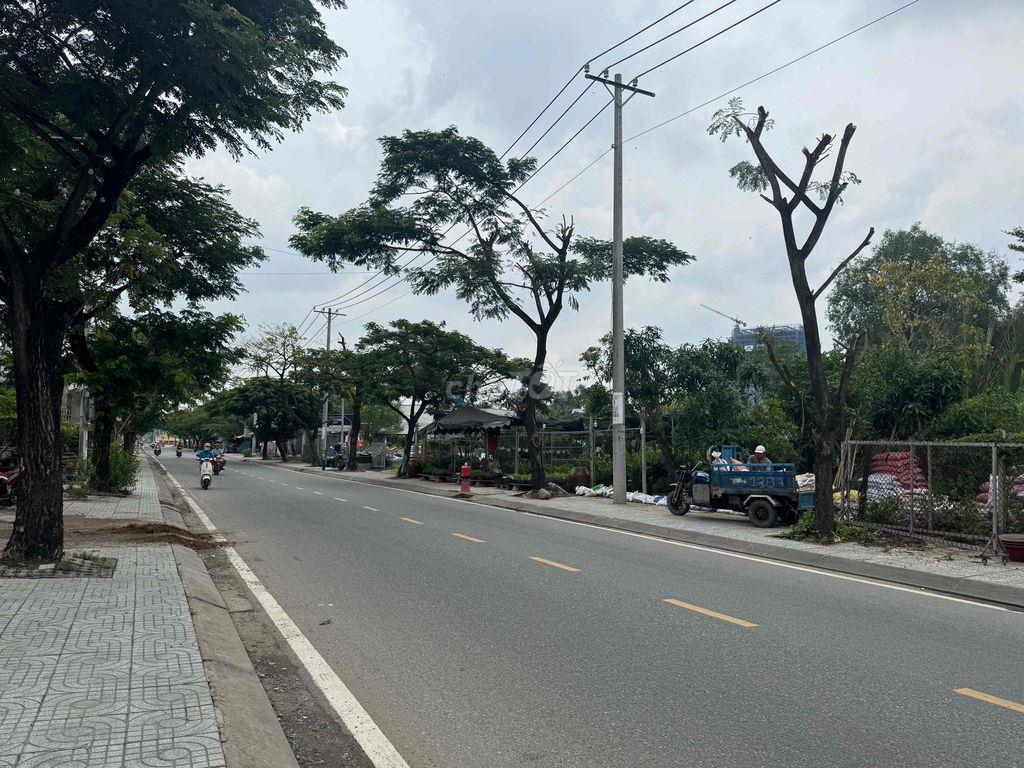bán 5.798m đất mặt tiền Nguyễn bình giá 40 tỷ