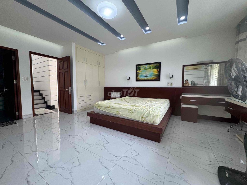 bán nhà mặt tiền đường Đào Trí (5x18) giá 1.4 tỷ