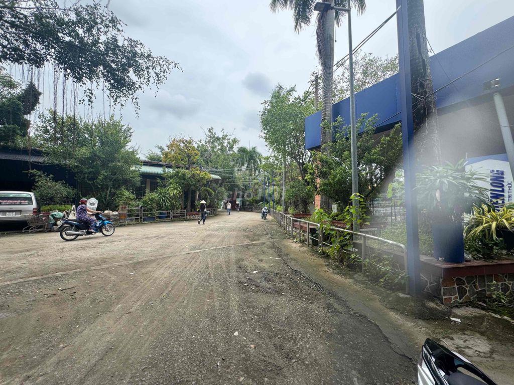cần bán đất đường Đào Trí 20.000m giá 500 tỷ