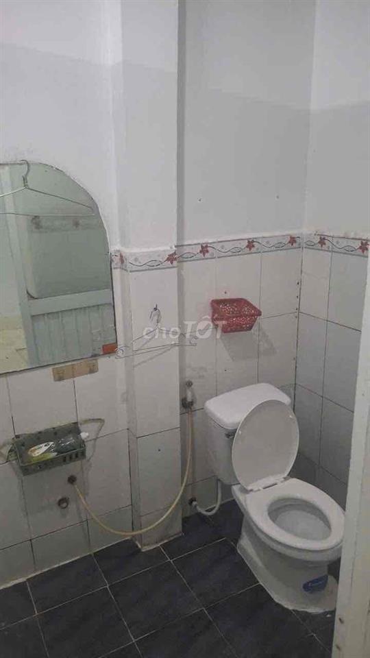 cho thuê nhà hẻm xe hơi đường Huỳnh Tấn Phát 6 tr