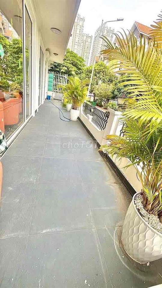 cho thuê mặt bằng góc 2 mặt tiền khu Himlam 100m2