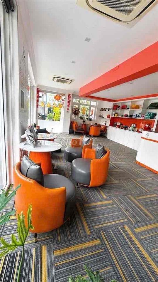 cho thuê mặt bằng góc 2 mặt tiền khu Himlam 100m2