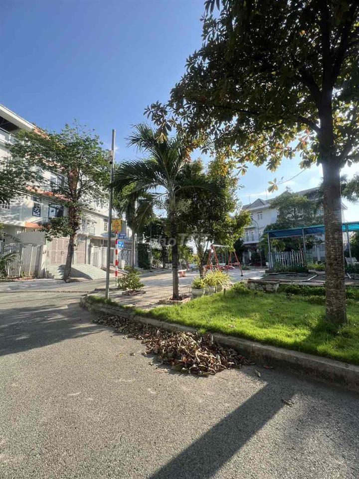 cho thuê toà nhà văn phòng MT đường Đào Trí