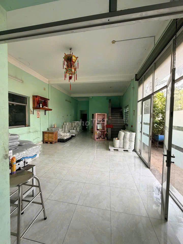 Cho thuê kho Xưởng đẹp 3.5 usd ,4.000m mặt tiền KCN Hải Sơn, Đức Hoà