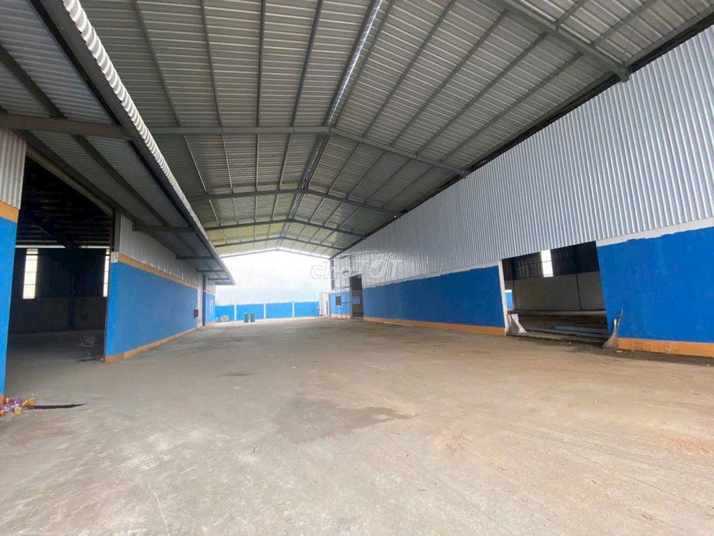 Cho thuê kho Xưởng Mới 4 USD/m, 12.000m KCN Nam Thuận, Đức Hoà Đông