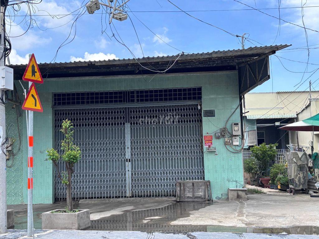 CHO THUÊ NHÀ KHO 7.5X20m CHÂN CẦU VƯỢT QL50 (ĐA PHƯỚC CŨ)