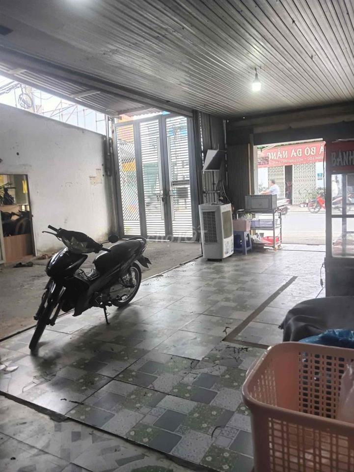 Cho thuê MB phía trước mặt tiền Võ Văn Vân