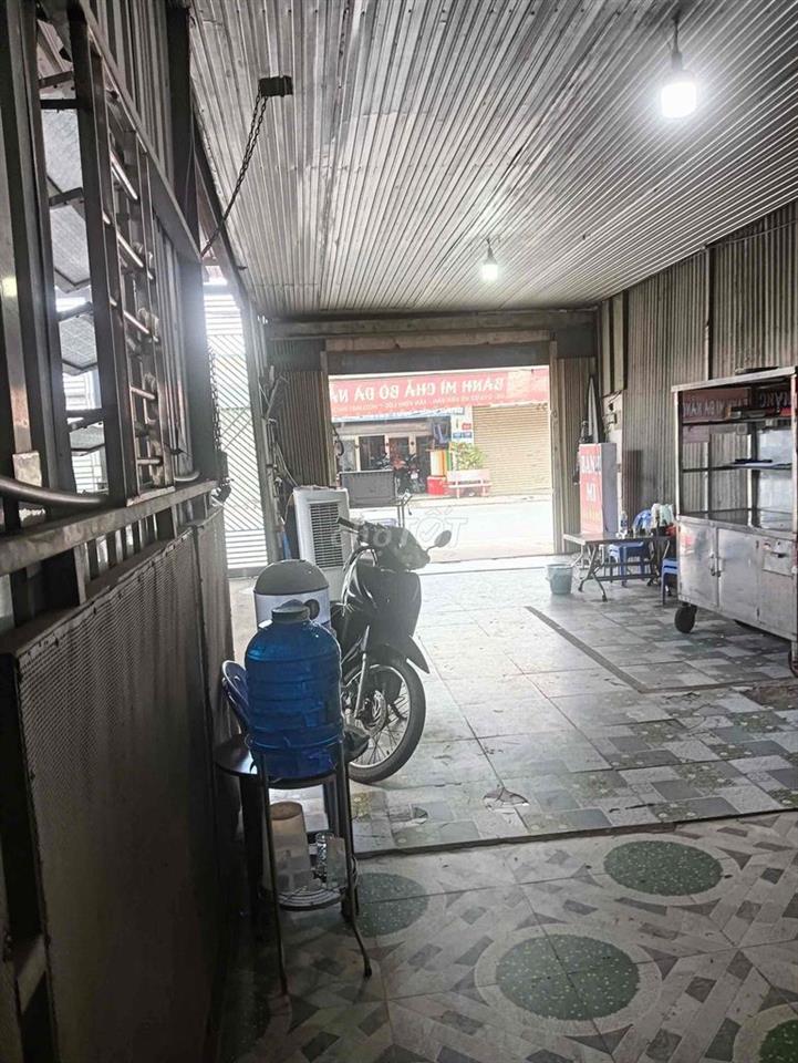 Cho thuê MB phía trước mặt tiền Võ Văn Vân