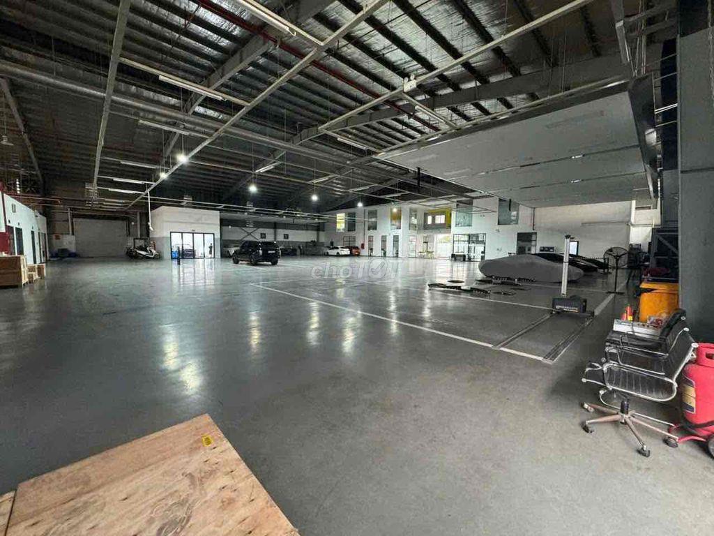 KHO XƯỞNG HL2- ( 2.700m2 ) ĐƯỜG CONTAINER