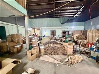MT KHO XƯỞNG TÊN LỬA ( 10 x 25m ) CÓ GÁC