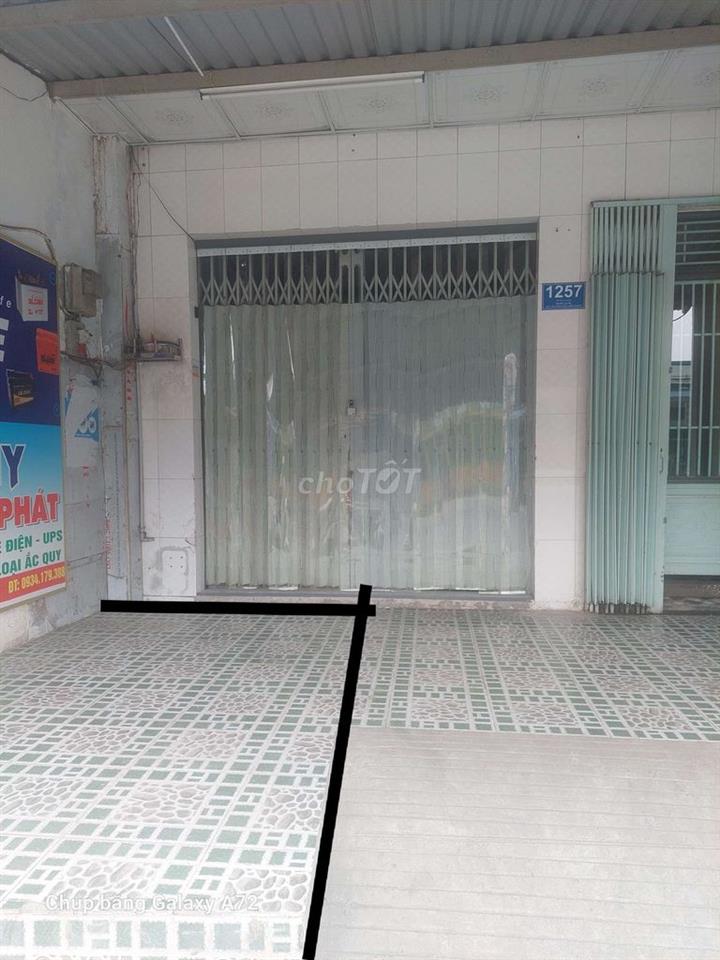 Cho thuê mặt bằng nhỏ bán ăn vặt, trái cây hoặc cà phê mang đi  