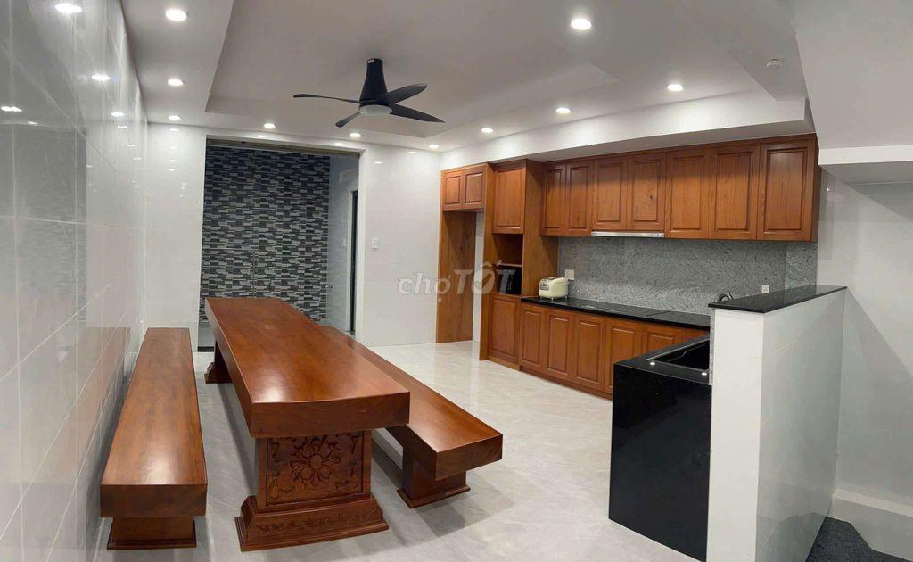  30m2, giờ tự do, không chung chủ, thuê mặt bằng, ở