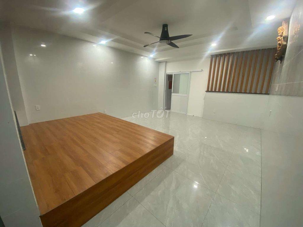  30m2, giờ tự do, không chung chủ, thuê mặt bằng, ở